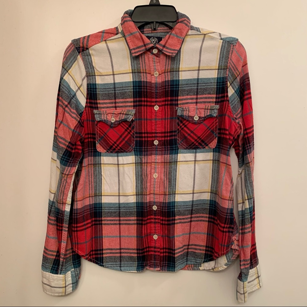 American Eagle Outfitters Favorite Fit Flannel